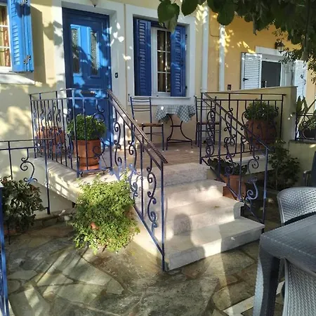 Kali's Comfort Ferienhaus Karavomylos
